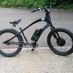 electra straight 8 bike